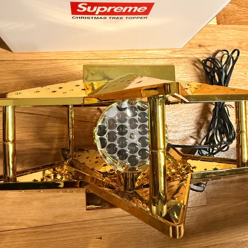 Supreme LED Tree Top Projector Light - Picture 5 of 8